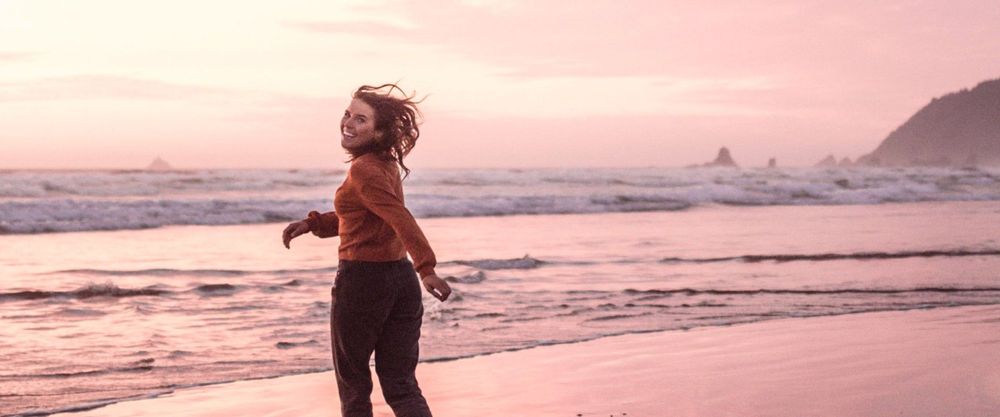 8 Essential Vitamins to Take Before Traveling